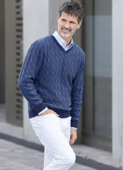 Pullover & Strickmode>V-Pullover mit markantem Halsausschnitt in 3 Farben