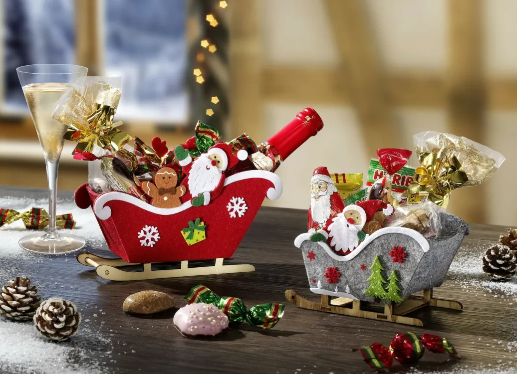 Weihnachtsleckereien>Weihnachts-Schlitten mit Weihnachtsleckereien BUNT