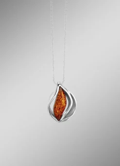 Damen-Edelsteinschmuck>Zeitlos schöner Anhänger mit echt Bernstein