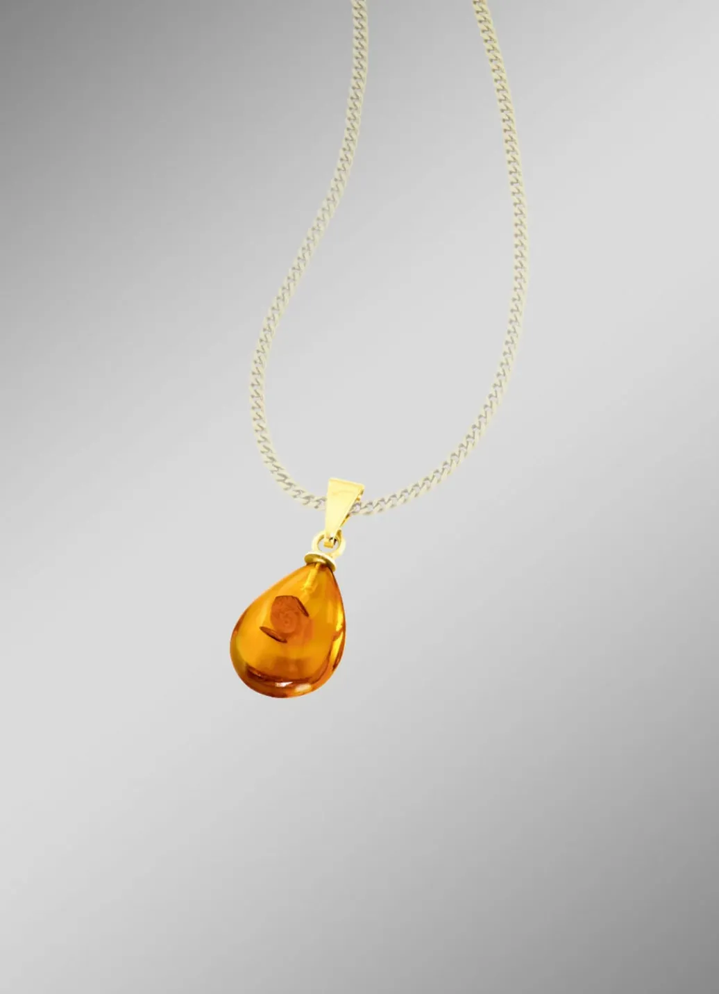 Damen-Edelsteinschmuck>Zeitloser Anhänger mit echtem Bernstein